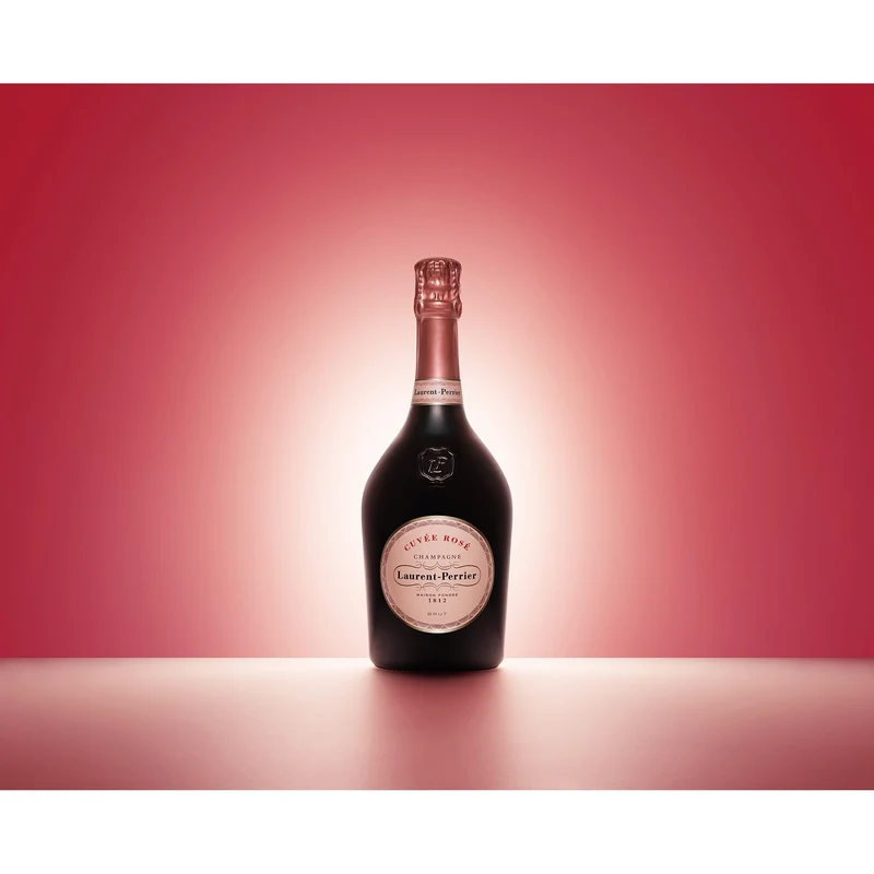 Champagne Laurent-Perrier Cuvée Rosé Brut und Champagne Blanc de Blancs in Holzkiste - limitierte Auflage