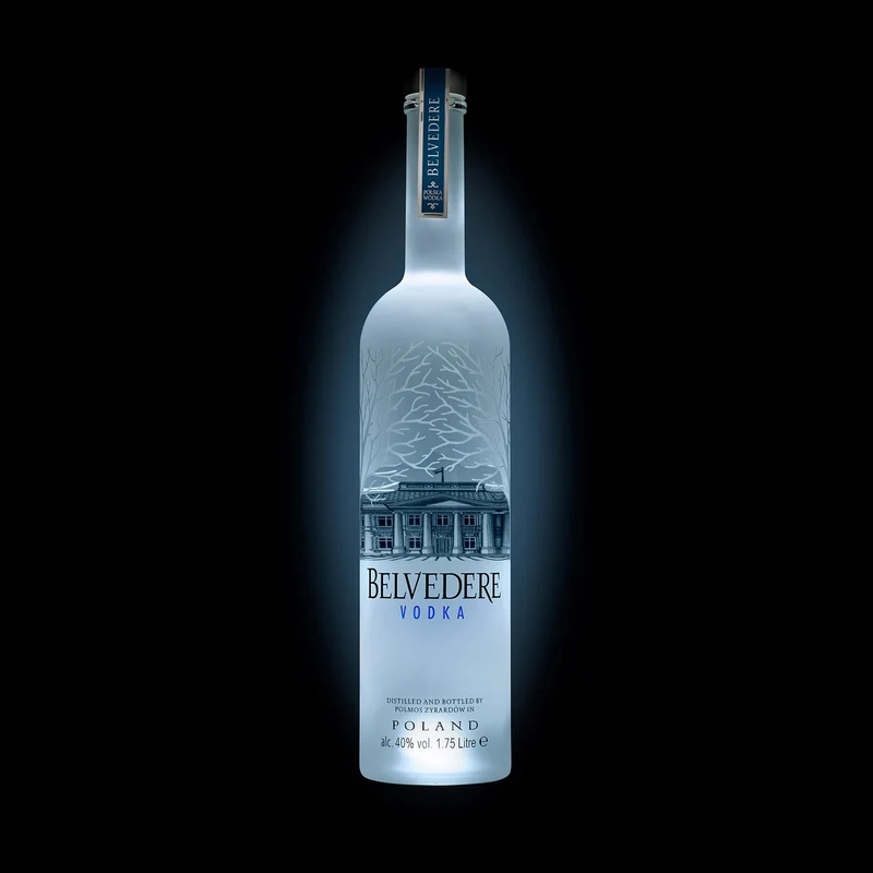Belvedere Premium Vodka 1,75L 40% Vol. Flasche mit LED Beleuchtung im Boden