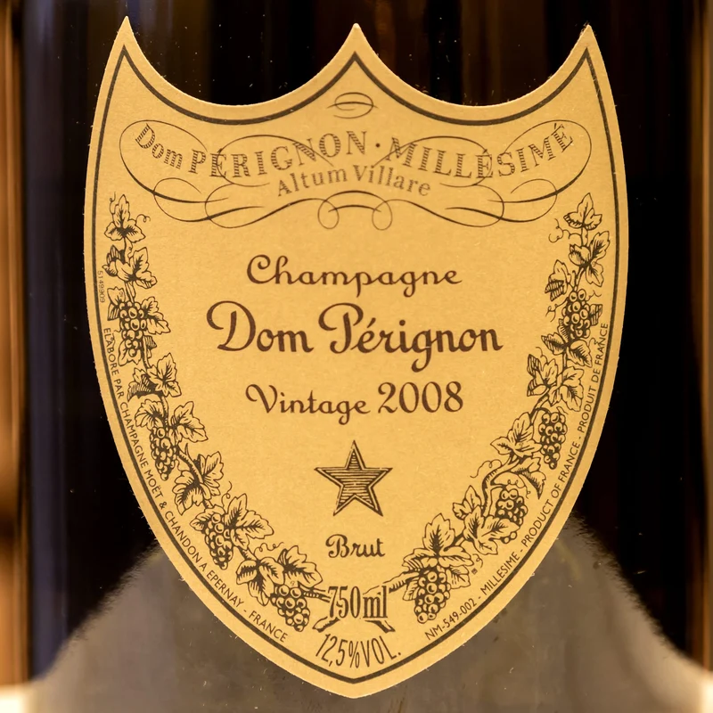 Dom Pérignon Vintage 2008 Brut Champagner mit Geschenkverpackung (1 x 0.75 l)