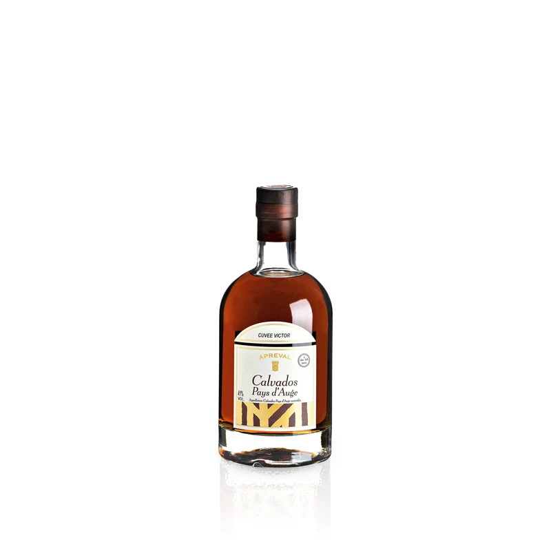 Calvados "Cuvee Victor" 0,35l - AOC Pays d‘Auge - Manoir d‘Apreval
