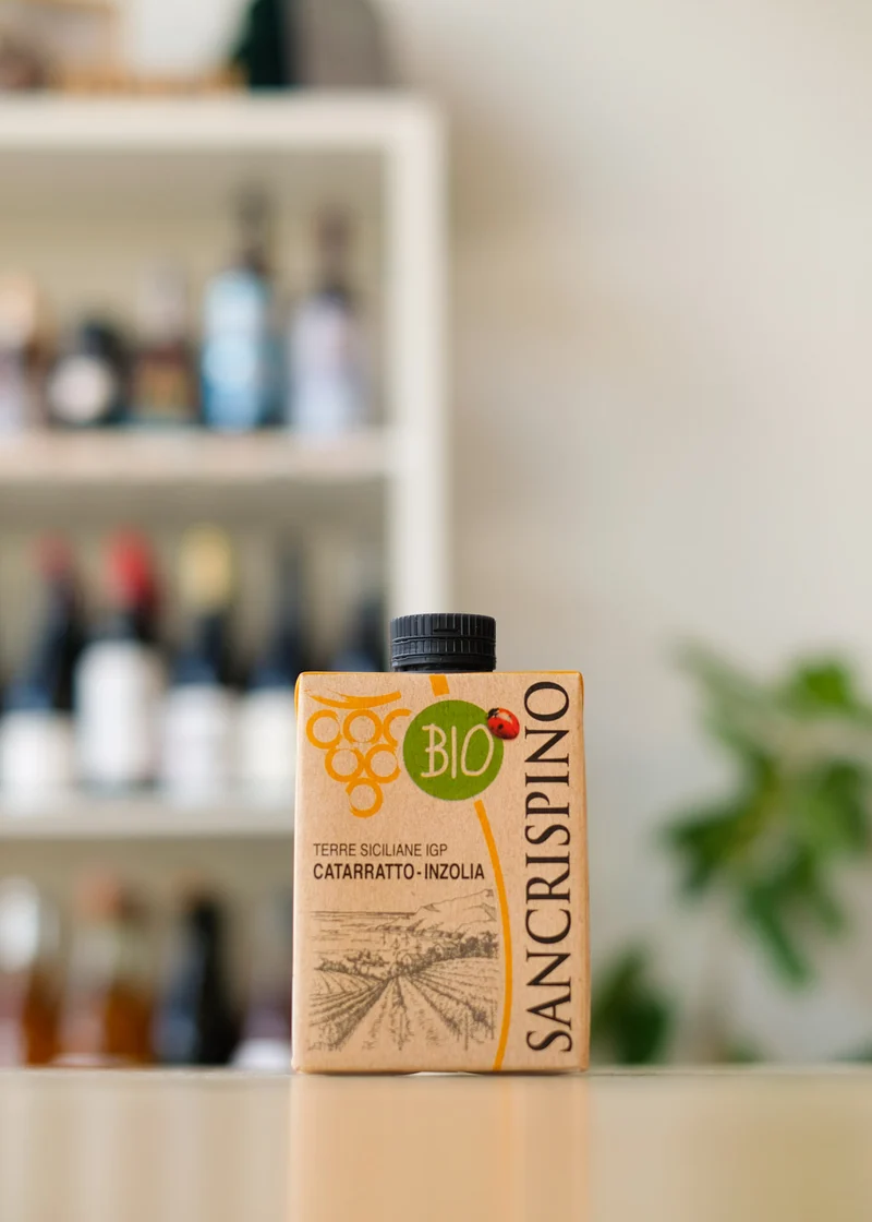 'Organic White' Wine Tetra Pak