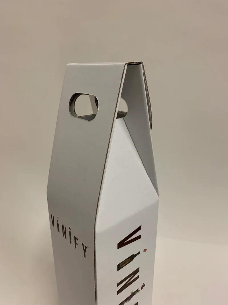 🍇✨ Elevate Your Corporate Gifting Experience with Personalised Wine Gift Boxes! 3 - minimum order ✨🍷
