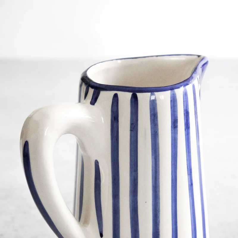 Traditioneller Krug in blau 0,5L
