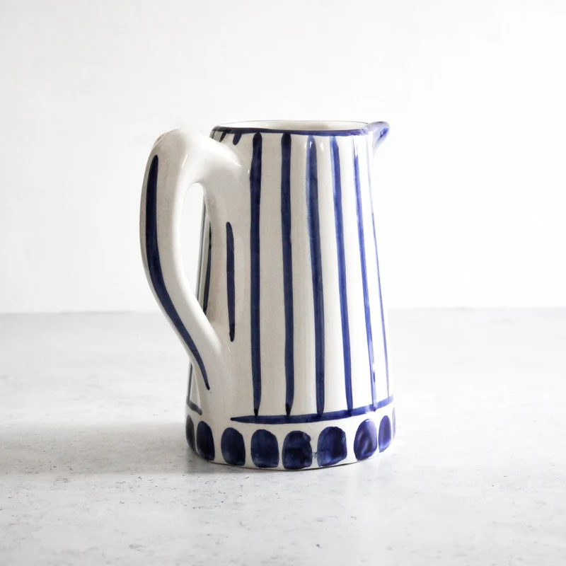 Traditioneller Krug in blau 0,9L