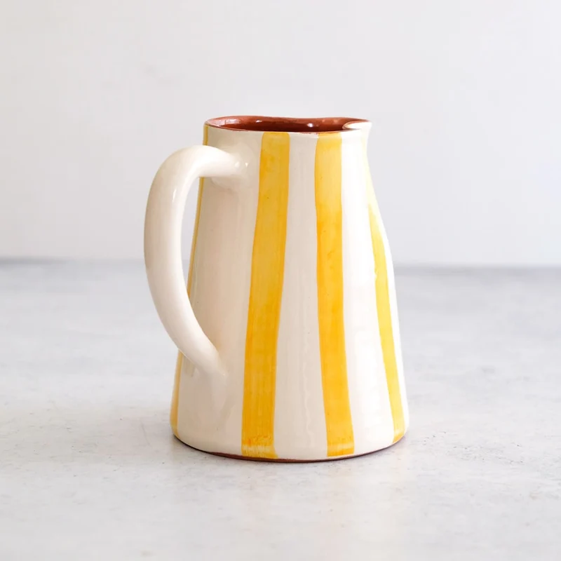 Bold Stripe großer Krug in gelb 800ml